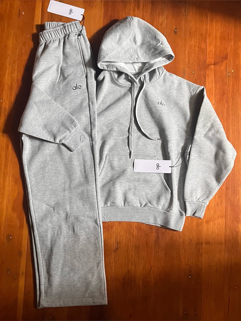 Alo Yoga Hoodie & Sweatpants Bundle Grey Large